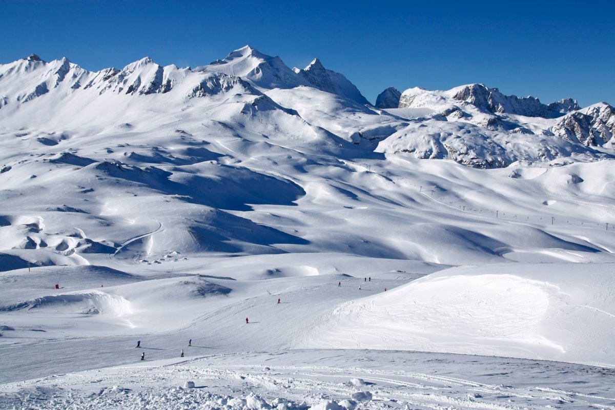 Tignes overview image 2